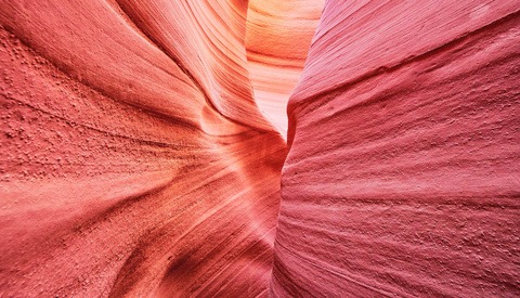 Telling Better Travel Stories: Taking a Lesson From Instagram Influencers